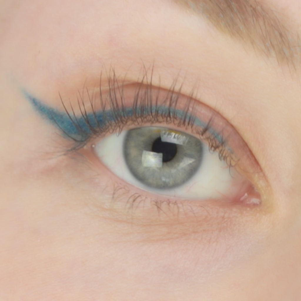 COSLINE Kajal / Eyeliner Petrol 122 Nahaufnahme