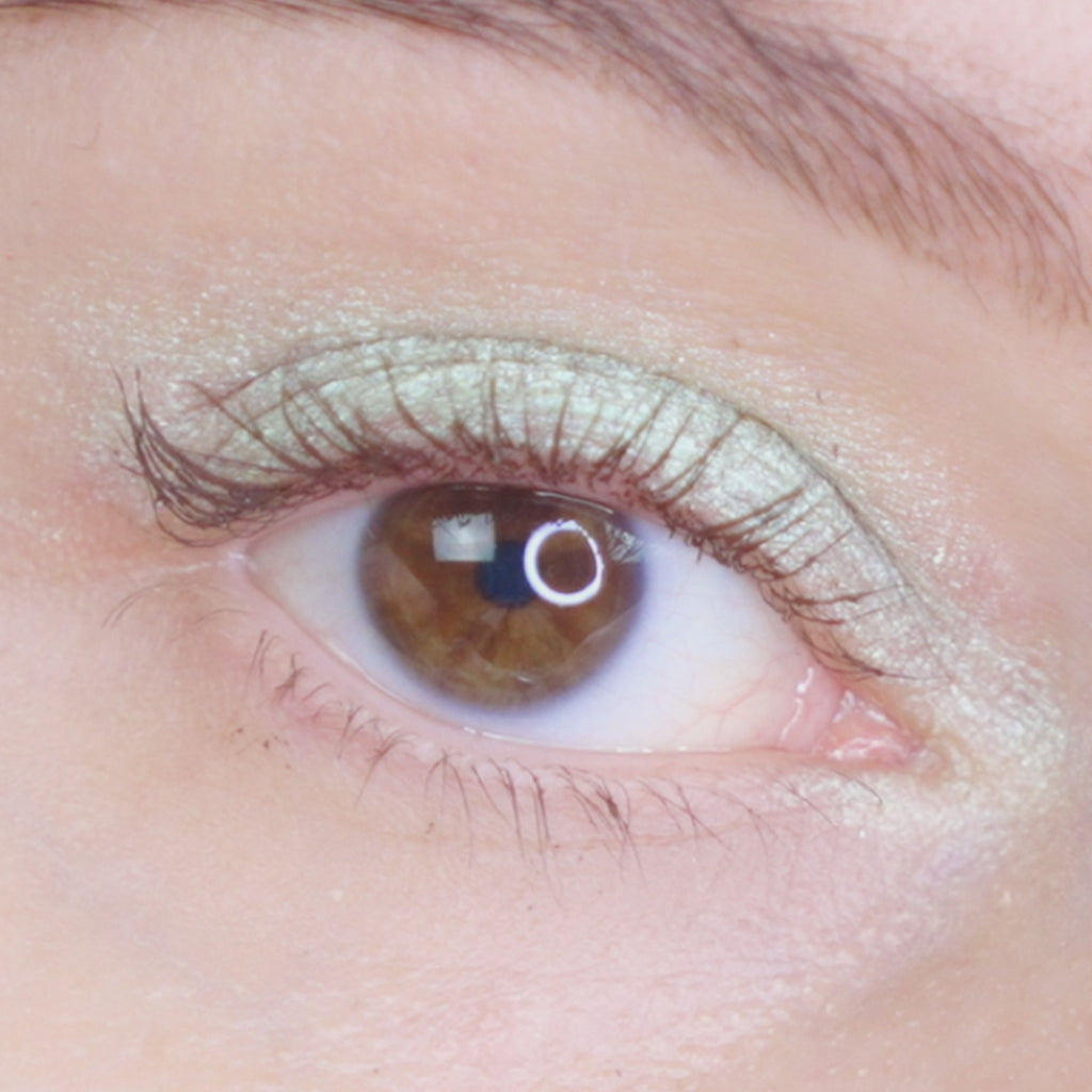 COSLINE Eyeshadow Kiwi 310 Nahaufnahme