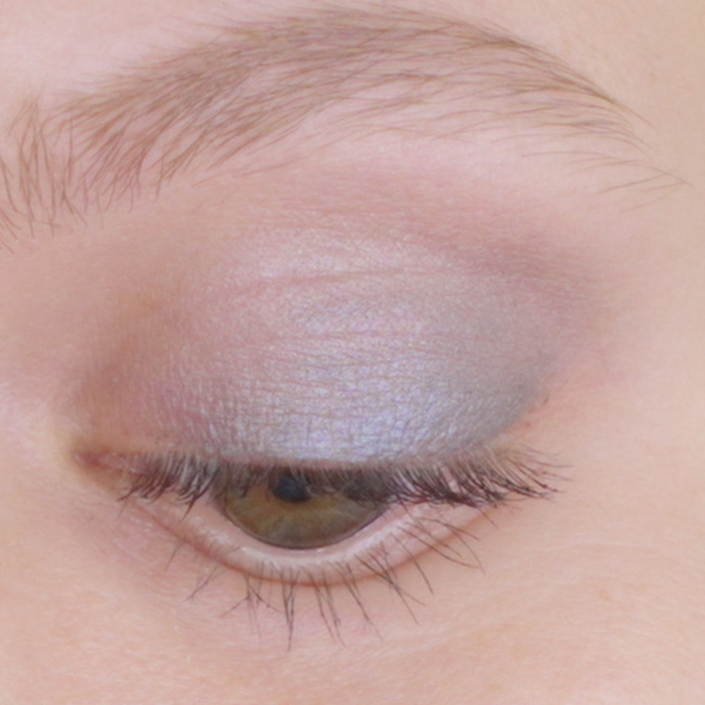 COSLINE Eyeshadow Grau 302 Nahaufnahme